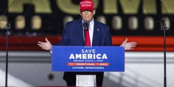 Trump relanza su campaña a la Casa Blanca