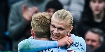 Haaland con triplete condujo al Manchester City a una nueva victoria