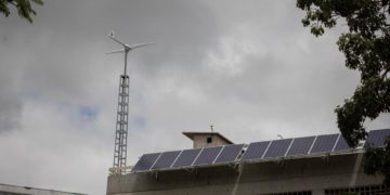 Ministerio de Energía Eléctrica instalará 2.000 vatios de energía solar en los próximos tres años
