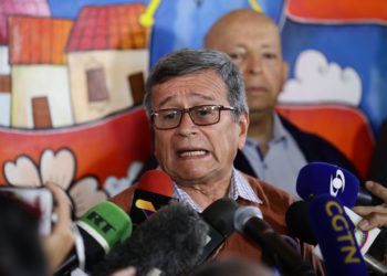 El Gobierno colombiano y ELN discutirán en febrero la posibilidad del cese al fuego
