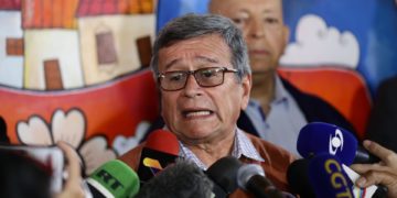 El Gobierno colombiano y ELN discutirán en febrero la posibilidad del cese al fuego