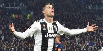 Sale a la luz un documento de Cristiano que compromete a la ‘Juve’