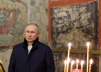 Rusia dice que respetará la tregua hasta la medianoche pero ataca posiciones ucranianas