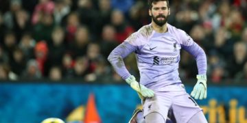 2-2. El Liverpool bordea otro fiasco