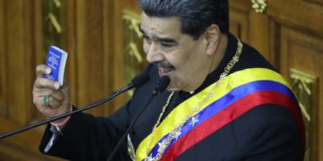 Maduro llama a la Celac a unir fuerzas contra el «intervencionismo extranjero»