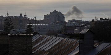 Por tercer día consecutivo, Rusia castiga con ataques masivos a Ucrania