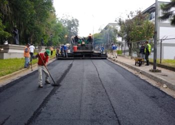 Gobernación rehabilita 3 kilómetros en tramo I de la Autopista