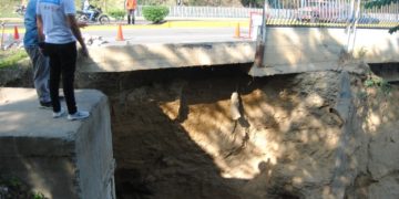 ¡HICIERON CASO! Inician trabajos en Viaducto de La Beatriz para “fortalecer” su estructura