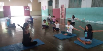 En el Barrio El Milagro primer encuentro internacional de yoga