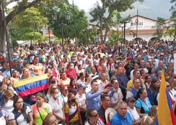 Magisterio y trabajadores de la administración pública tomaron la ciudad de Trujillo 