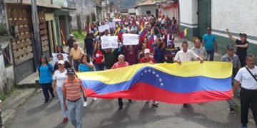 Trabajadores del sector educación y salud del municipio Andrés Bello se sumaron a la jornada nacional para exigir sueldos dignos