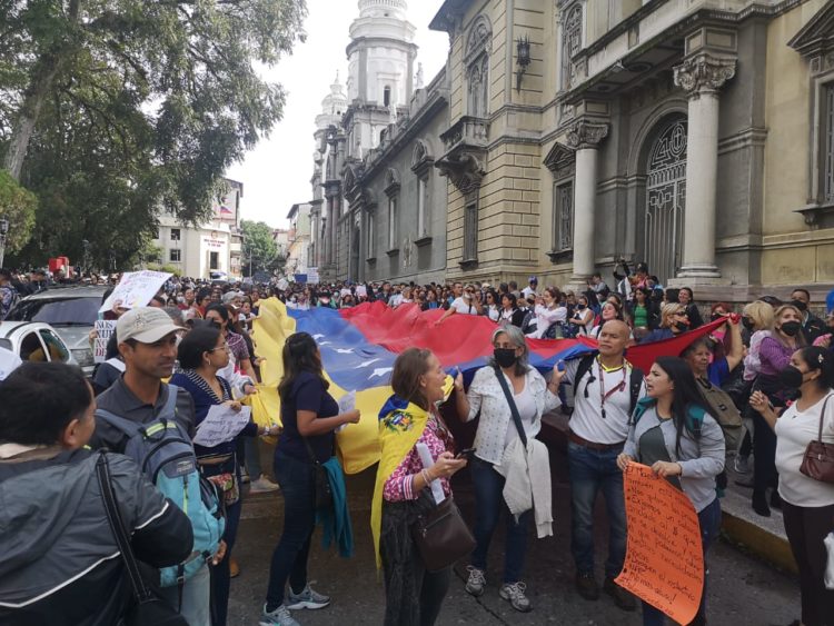 Protesta de docentes en Mérida. Foto de Yanara Vivas