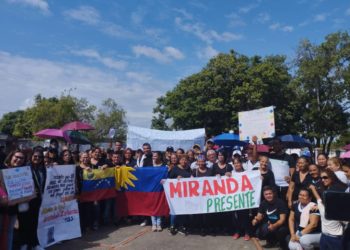 Educadores mirandinos siguen en pie de lucha