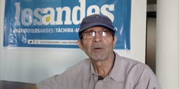 Personas con discapacidad visual piden arreglo de aceras por mal estado