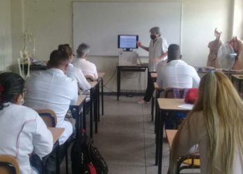Directivo de la UCS a estudiantes: «el que no quiera acompañar a la Revolución Bolivariana está libre de irse a otra universidad»