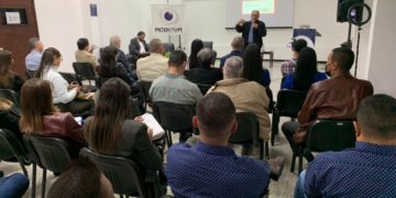 Acoinva lleva a cabo foro sobre perspectivas económicas 2023