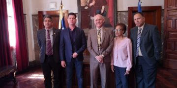 ULA y Xocolatl Trading C.A. firman convenio para impulsar el desarrollo de toda la cadena productora de Cacao en Mérida