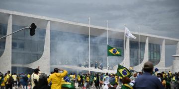 Lula afirma que vándalos «fascistas» serán encontrados y castigados
