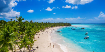 La isla dominicana de Saona ya funciona al 100 % con energía renovable