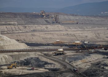 Arena, gravedad y minas abandonadas para generar y almacenar electricidad