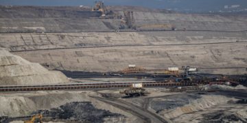 Arena, gravedad y minas abandonadas para generar y almacenar electricidad