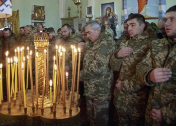 Ucrania celebra la navidad ortodoxa bajo la sombra de la guerra