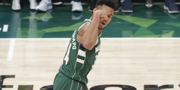 Giannis se luce con 50 puntos y Memphis vuelve a ganar tras cinco derrotas