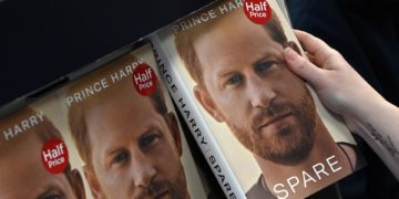 El libro del príncipe Enrique, número 1 de ventas en todo el mundo