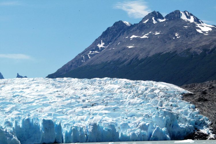 Fotografía del Glaciar Grey en Chile. Los glaciares están amenazados por el calentamiento global del planeta. EFE/Javier Martín