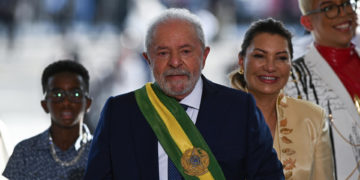 Los inversores se asustan con las primeras medidas económicas de Lula