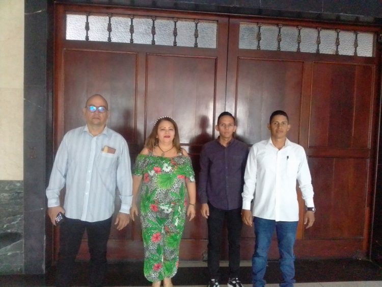 Concejales de oposición fueron embarcados por  los del PSUV