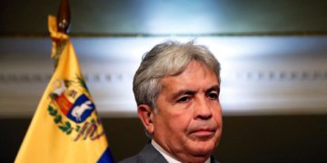 Venezuela plantea un proyecto para desarrollar la palma aceitera con Colombia