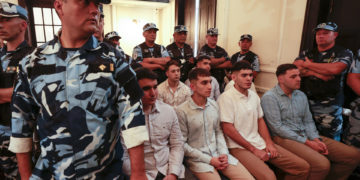 Prisión perpetua para cinco de los ocho acusados por el crimen de un joven en Argentina