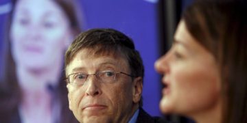 Bill Gates prefiere emplear su dinero en comprar vacunas que en ir a Marte