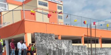 Advierten que el Gobierno del Táchira inauguró el liceo Hugo Chávez sin construirle una entrada independiente 