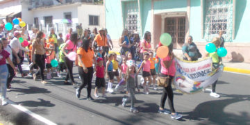Desfile de Carnaval en la capital del municipio Rafael Rangel