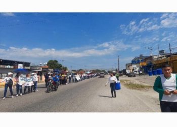No cesa protesta de educadores en el eje panamericano