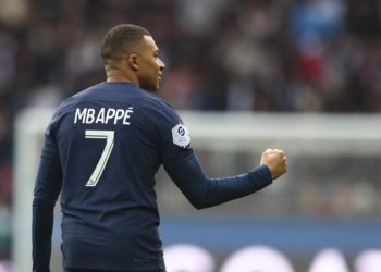 Mbappé, al asalto del récord goleador de Cavani