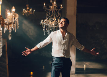 Carlos Rivera se sincera y consolida como cantautor en su álbum más «íntimo»