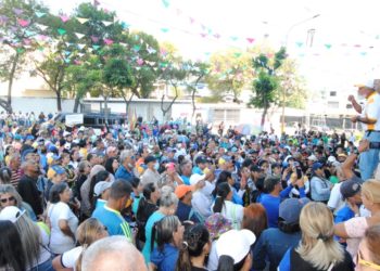 Gremios en la calle: «señor Gobernador protestar no es conspirar»