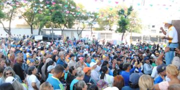 Gremios en la calle: «señor Gobernador protestar no es conspirar»