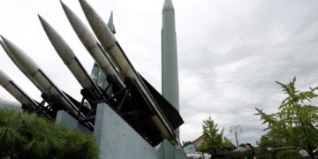 Pionyang dice que disparó un Hwasong-15, su segundo misil con mayor alcance