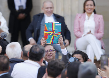 El Gobierno colombiano presenta su reforma de salud para llevar la atención a toda Colombia