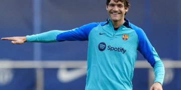 Marcos Alonso y Alba, titulares en el Barcelona; vuelve Casemiro en el United