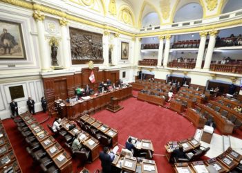 El Congreso de Perú aprueba acusar al expresidente Castillo por corrupción