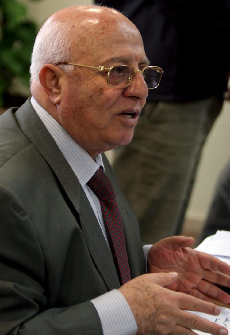 El ex primer ministro palestino Ahmed Qureia en una imagen de archivo. EFE/Atef Safadi