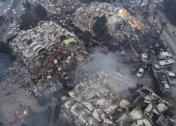 Suben a 9.200 los muertos en Turquía y Siria por los terremotos
