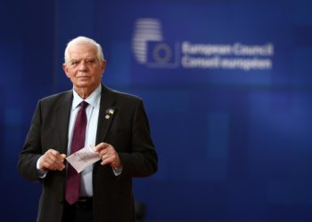 Borrell pide apoyar a Kiev porque no ve «señales» de que Rusia detenga guerra