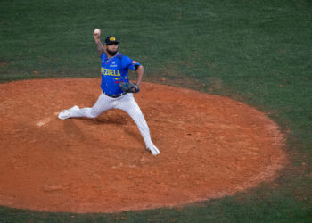 Venezuela vence a Colombia y pasa a la final de la Serie del Caribe