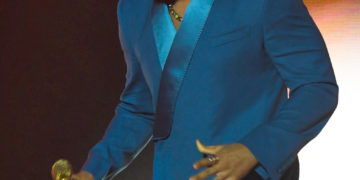 Romeo Santos anuncia su próxima gira en EE.UU. y presenta a su hijo Milano